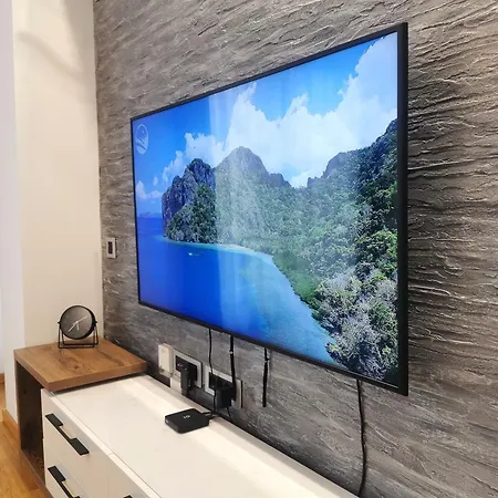 Bc Aria With Garage شقة